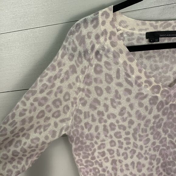 360 Cashmere purple leopard print animal print lightweight sweater sweater small - Picture 4 of 8